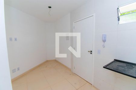 Sala/Cozinha de apartamento à venda com 2 quartos, 40m² em Vila Bela, São Paulo