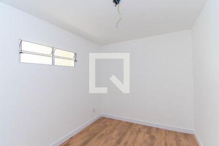 Quarto 1 de apartamento para alugar com 2 quartos, 45m² em Vila Bela, São Paulo