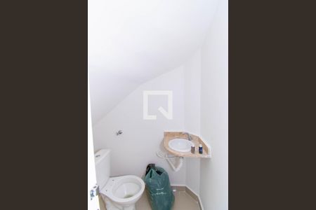 Casa de condomínio para alugar com 70m², 2 quartos e 2 vagas Casa de condomínio para alugar com 70m², 2 quartos e 2 vagasLavabo