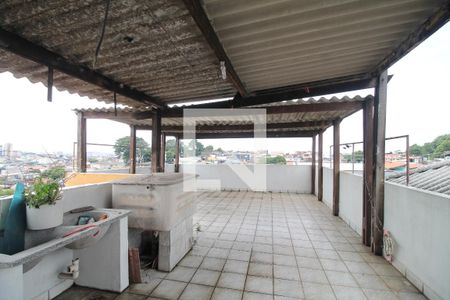 Casa à venda com 130m², 4 quartos e 1 vagaÁrea de Serviço