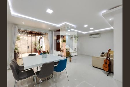 Sala de apartamento à venda com 2 quartos, 87m² em Tijuca, Rio de Janeiro