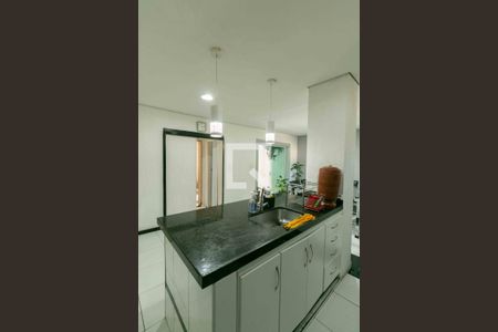 Casa à venda com 106m², 3 quartos e 1 vaga Casa à venda com 106m², 3 quartos e 1 vagaCozinha