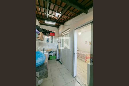 Casa à venda com 106m², 3 quartos e 1 vaga Casa à venda com 106m², 3 quartos e 1 vagaÁrea de Serviço