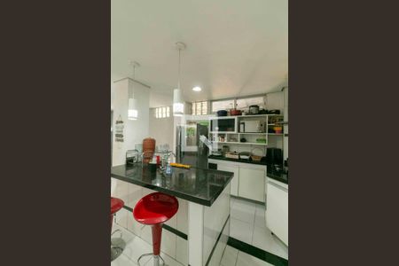 Casa à venda com 106m², 3 quartos e 1 vaga Casa à venda com 106m², 3 quartos e 1 vagaCozinha