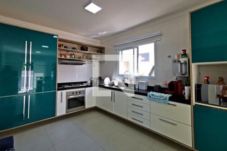 Casa de condomínio para alugar com 350m², 3 quartos e 3 vagasCozinha