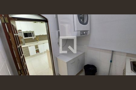 Apartamento à venda com 120m², 3 quartos e 2 vagasLavanderia