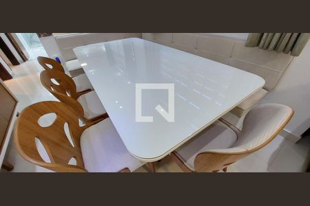 Apartamento à venda com 120m², 3 quartos e 2 vagasSala