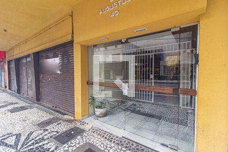 Apartamento para alugar com 98m², 2 quartos e sem vagaFachada