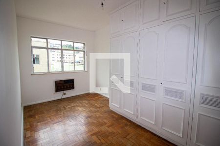 Apartamento à venda com 160m², 4 quartos e 4 vagas Apartamento à venda com 160m², 4 quartos e 4 vagasSuíte 2