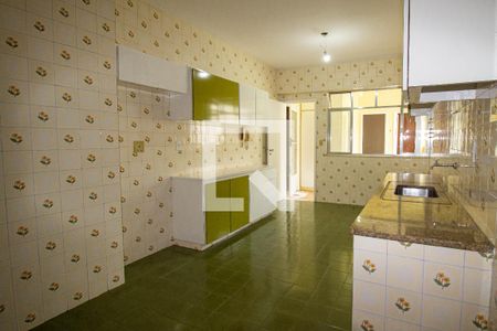 Apartamento à venda com 160m², 4 quartos e 4 vagas Apartamento à venda com 160m², 4 quartos e 4 vagasCozinha