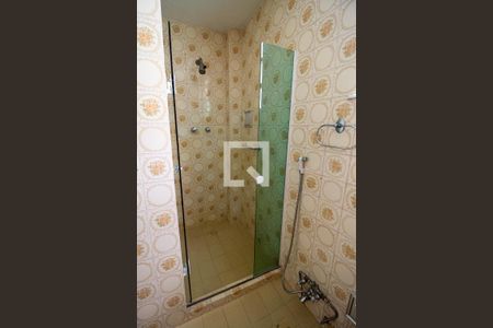 Apartamento à venda com 160m², 4 quartos e 4 vagas Apartamento à venda com 160m², 4 quartos e 4 vagasBanheiro da Suíte 1