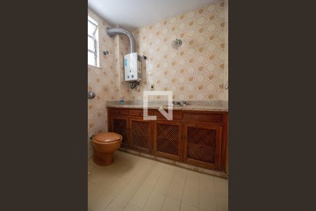 Apartamento à venda com 160m², 4 quartos e 4 vagas Apartamento à venda com 160m², 4 quartos e 4 vagasBanheiro da Suíte 1