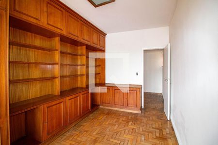 Apartamento à venda com 160m², 4 quartos e 4 vagas Apartamento à venda com 160m², 4 quartos e 4 vagasQuarto 4