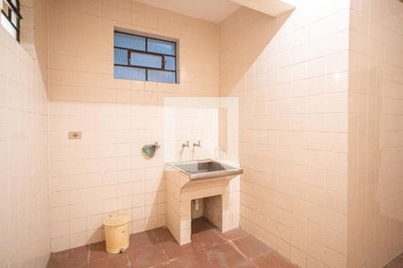 Casa para alugar com 180m², 3 quartos e sem vagaÁrea de Serviço