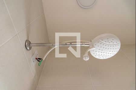 Banheiro de kitnet/studio para alugar com 1 quarto, 19m² em Vila Monumento, São Paulo