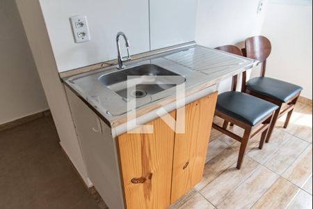 Cozinha de kitnet/studio para alugar com 1 quarto, 19m² em Vila Monumento, São Paulo