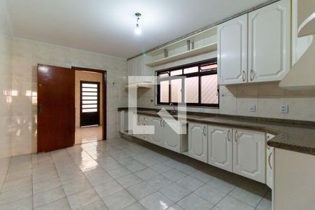 Casa para alugar com 260m², 3 quartos e 5 vagasCozinha