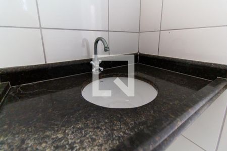 Casa para alugar com 260m², 3 quartos e 5 vagasEdícula - Banheiro  01