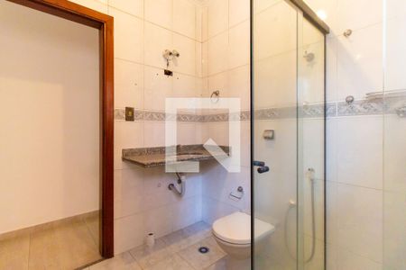 Casa para alugar com 260m², 3 quartos e 5 vagasBanheiro