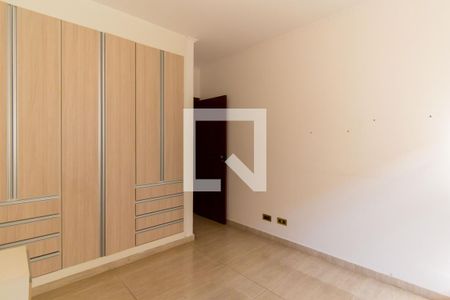 Casa para alugar com 260m², 3 quartos e 5 vagasQuarto 02