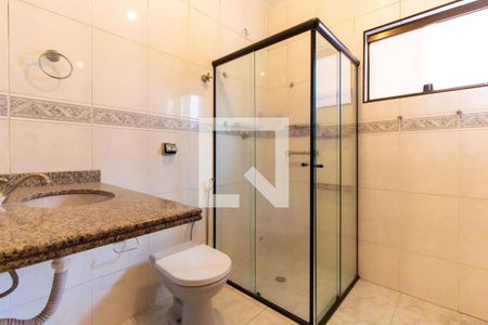 Casa para alugar com 260m², 3 quartos e 5 vagasBanheiro