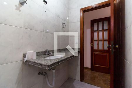 Casa para alugar com 260m², 3 quartos e 5 vagasLavabo