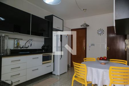 Apartamento para alugar com 118m², 2 quartos e 1 vaga Apartamento para alugar com 118m², 2 quartos e 1 vagaCozinha