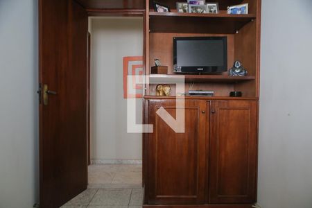Apartamento para alugar com 118m², 2 quartos e 1 vaga Apartamento para alugar com 118m², 2 quartos e 1 vagaQuarto de serviço