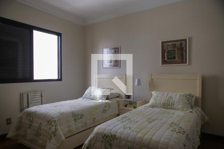 Apartamento para alugar com 118m², 2 quartos e 1 vaga Apartamento para alugar com 118m², 2 quartos e 1 vagaQuarto