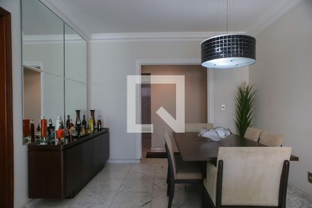 Apartamento para alugar com 118m², 2 quartos e 1 vaga Apartamento para alugar com 118m², 2 quartos e 1 vagaSala
