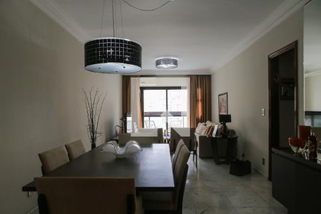 Apartamento para alugar com 118m², 2 quartos e 1 vaga Apartamento para alugar com 118m², 2 quartos e 1 vagaSala