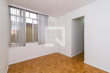 Apartamento para alugar com 64m², 2 quartos e sem vagaSala