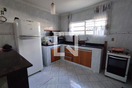 Casa de condomínio à venda com 150m², 3 quartos e 2 vagas Casa de condomínio à venda com 150m², 3 quartos e 2 vagasCozinha