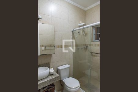 Casa à venda com 300m², 3 quartos e 4 vagasBanheiro da suíte 3