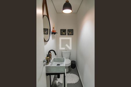Lavabo de casa à venda com 3 quartos, 300m² em Cambuci, São Paulo