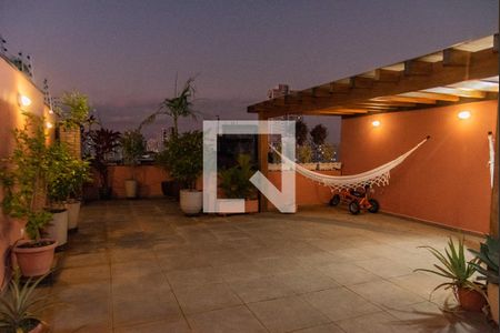 Casa à venda com 300m², 3 quartos e 4 vagasTerraço