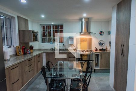 Casa à venda com 300m², 3 quartos e 4 vagasCozinha