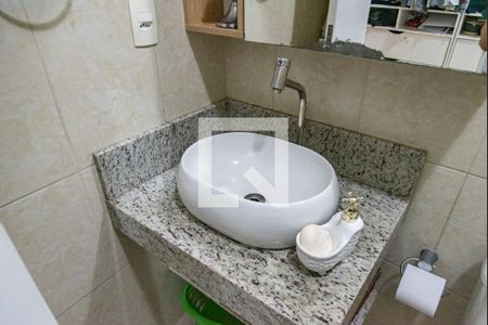 Casa à venda com 300m², 3 quartos e 4 vagasBanheiro da suíte 3