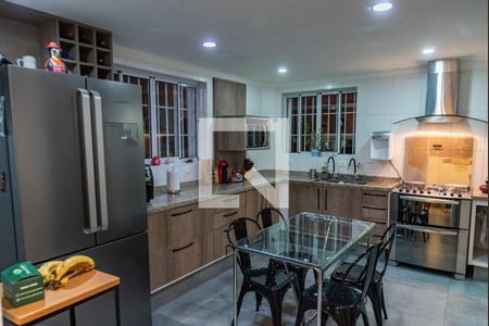 Casa à venda com 300m², 3 quartos e 4 vagasCozinha