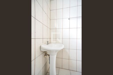 Banheiro social de casa de condomínio para alugar com 1 quarto, 65m² em Tatuapé, São Paulo