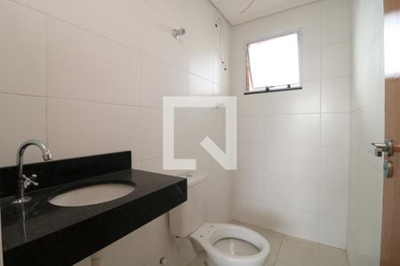 Banheiro de apartamento para alugar com 1 quarto, 35m² em Vila Nova York, São Paulo