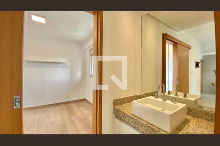 Banheiro Social de apartamento à venda com 1 quarto, 70m² em Vila da Serra, Nova Lima