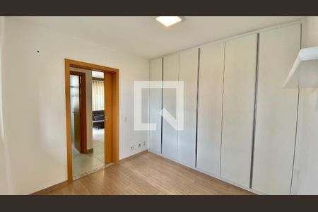 Quarto de apartamento à venda com 1 quarto, 70m² em Vila da Serra, Nova Lima