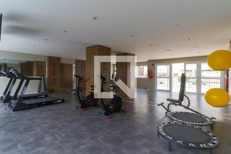 Apartamento à venda com 38m², 2 quartos e 1 vaga Apartamento à venda com 38m², 2 quartos e 1 vagaÁrea comum - Academia
