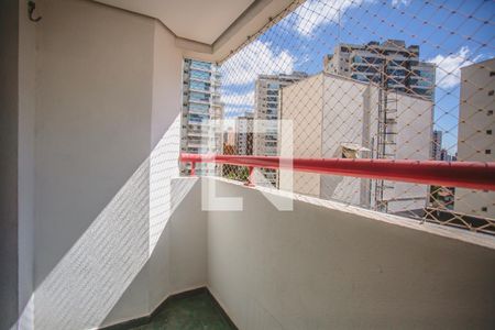 Varanda de apartamento para alugar com 2 quartos, 56m² em Vila Guarani (zona Sul), São Paulo