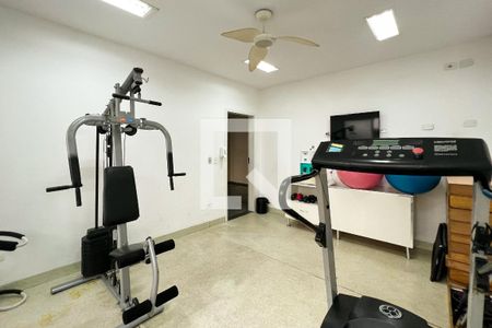 Apartamento para alugar com 100m², 2 quartos e 1 vaga Apartamento para alugar com 100m², 2 quartos e 1 vagaÁrea comum - Academia