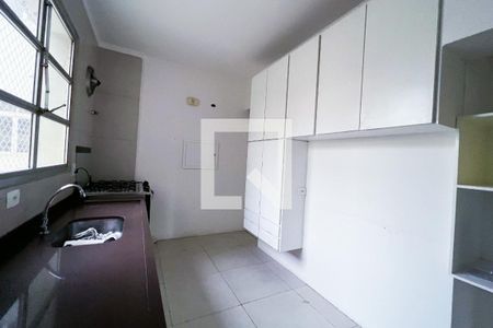 Apartamento para alugar com 100m², 2 quartos e 1 vaga Apartamento para alugar com 100m², 2 quartos e 1 vagaCozinha