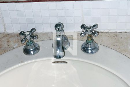 Apartamento para alugar com 100m², 2 quartos e 1 vaga Apartamento para alugar com 100m², 2 quartos e 1 vagaBanheiro