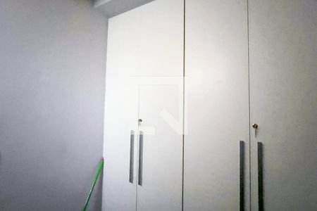 Apartamento para alugar com 100m², 2 quartos e 1 vaga Apartamento para alugar com 100m², 2 quartos e 1 vagaQuarto de Serviço