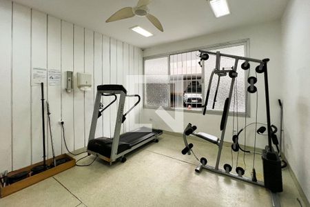 Apartamento para alugar com 100m², 2 quartos e 1 vaga Apartamento para alugar com 100m², 2 quartos e 1 vagaÁrea comum - Academia